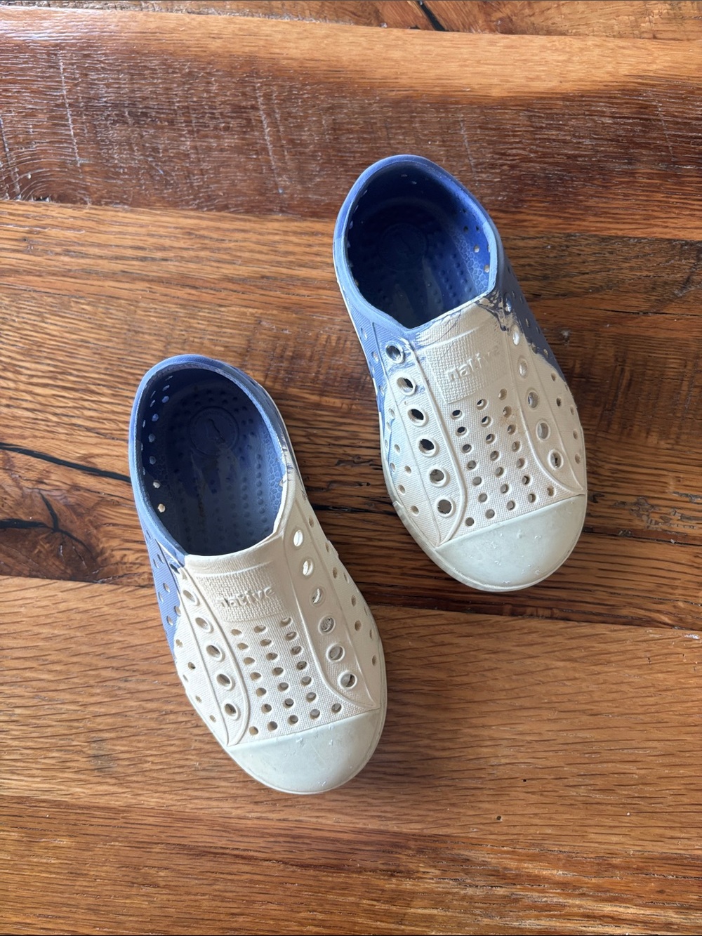 Native Kids Slip-On Water Shoes in Cream & Blue C7